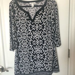 White House Black Market tunic top